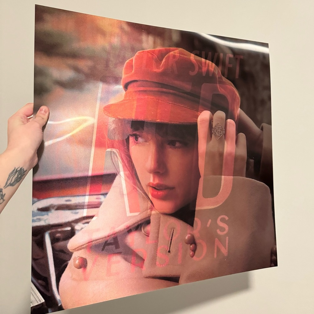 Taylor Swift ‘Red TV’ Lenticular Poster